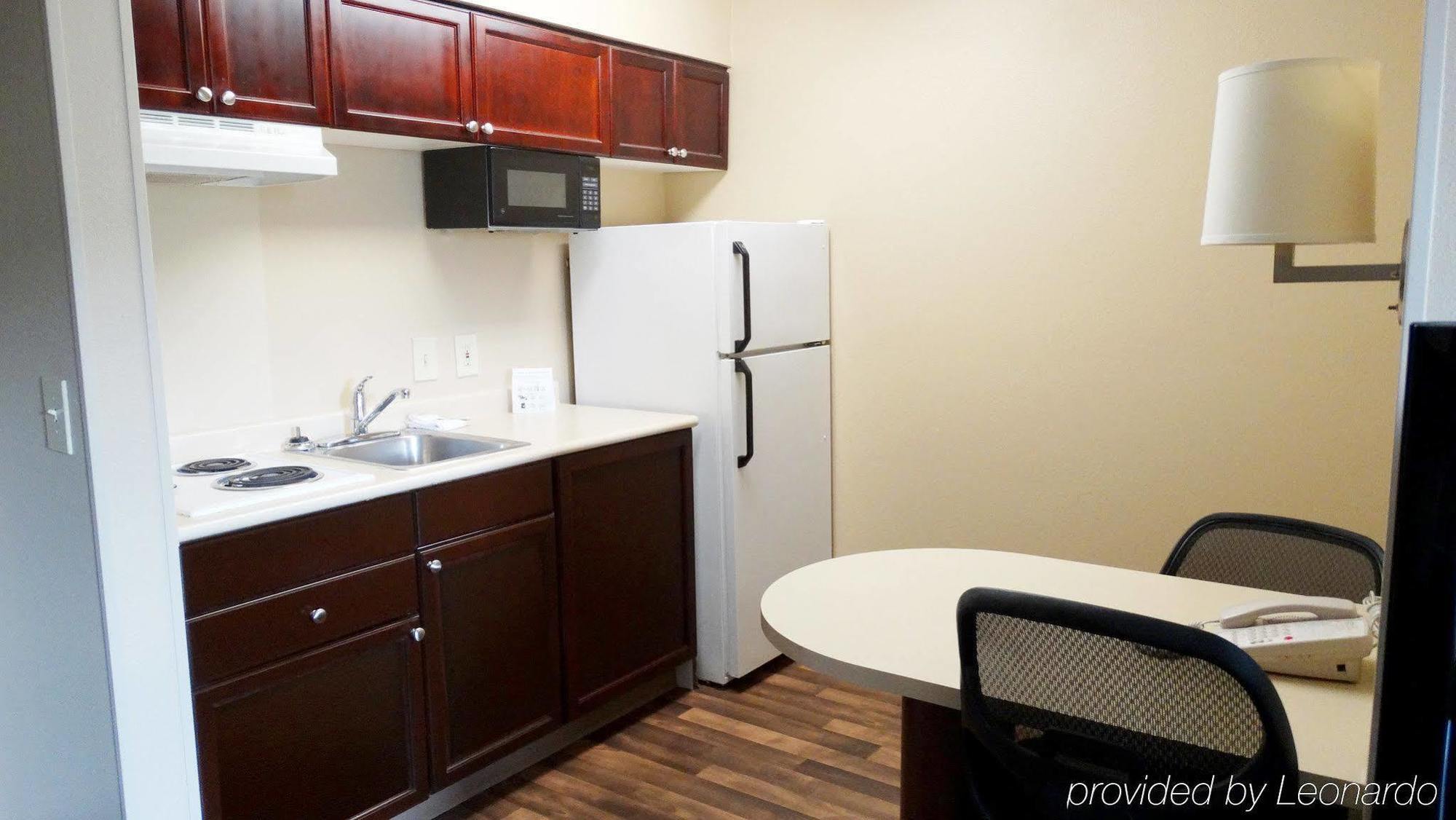 Extended Stay America Suites - Dallas - Las Colinas - Green Park Dr Irving Kültér fotó