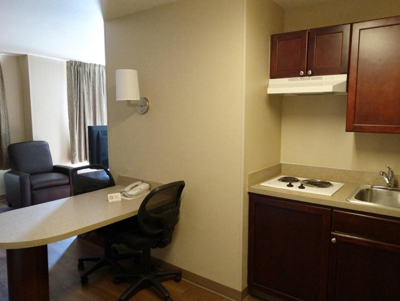 Extended Stay America Suites - Dallas - Las Colinas - Green Park Dr Irving Kültér fotó